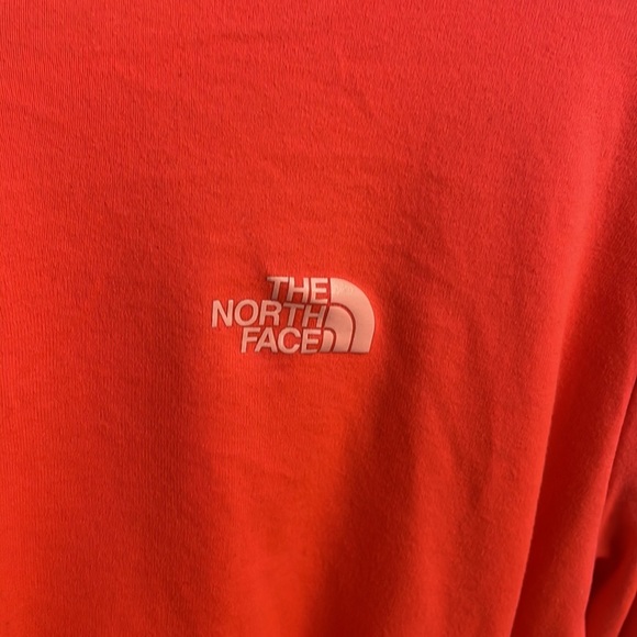 North Face Flashdry Sweatshirt - Picture 2 of 7